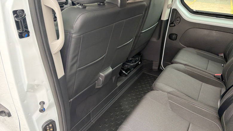 Renault Trafic Lwb Diesel LL30 Blue dCi 150 Extra Sport [Safety] Crew Van